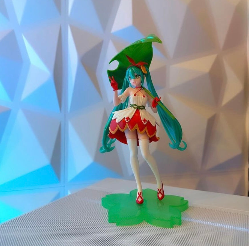 Miku thumbelina wonderland figure